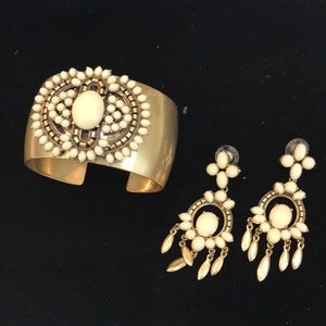 Stella and Dot Cuff and Earring Set
